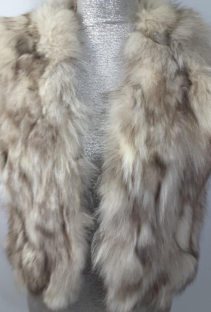 Fur vest